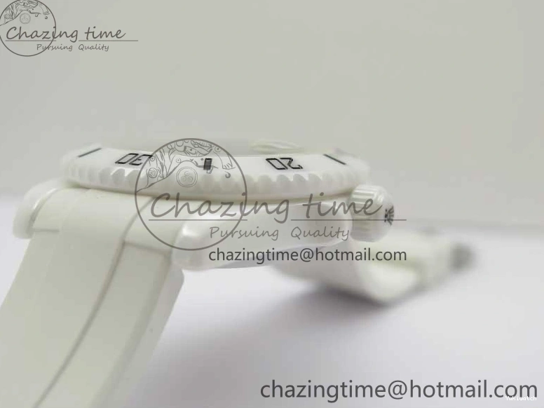 40mm 5GF Best Green Dial White Edition Submariner Strap White Ceramic Rubber SA3135 on 0209